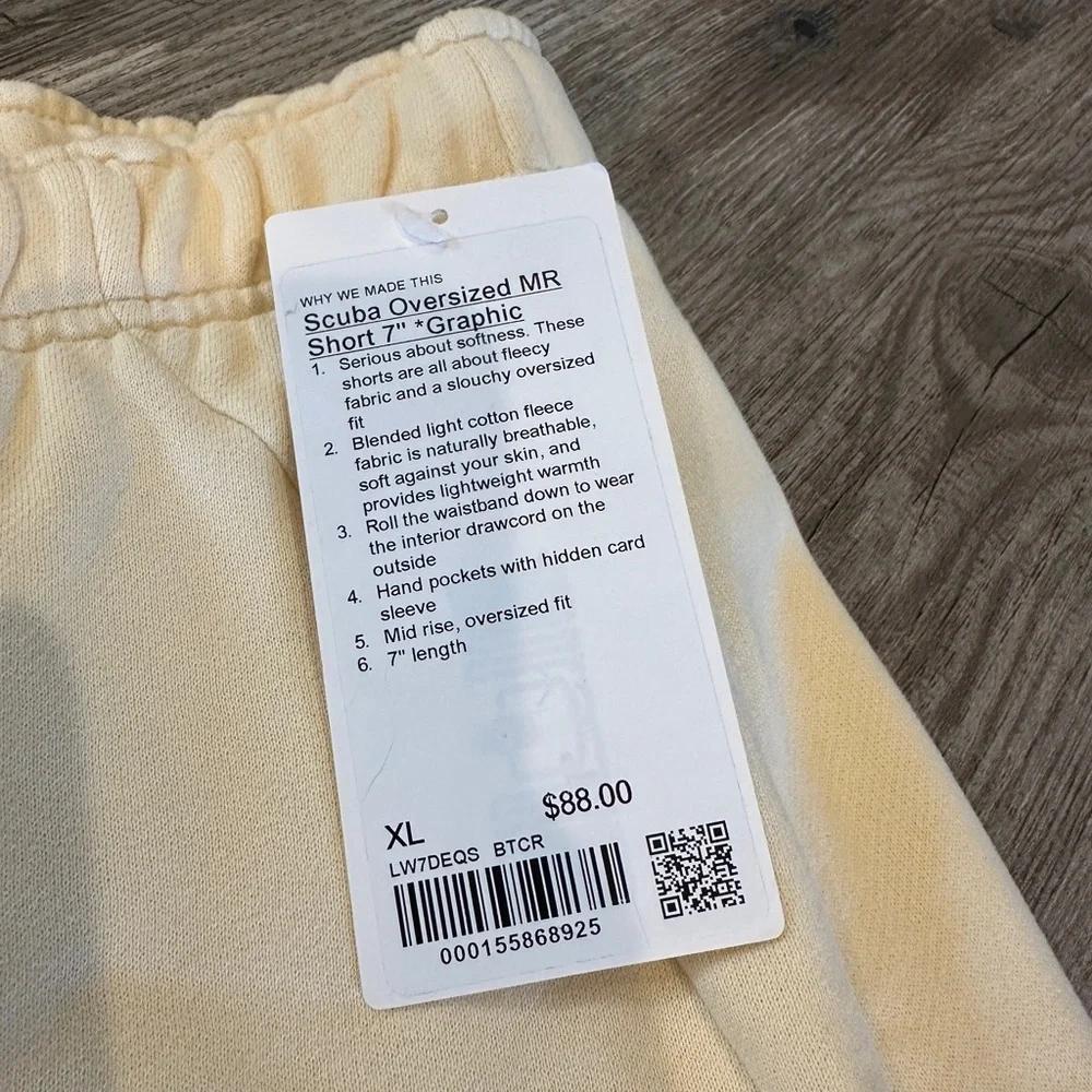 NEW with tags! Lululemon Scuba Mid-Rise Oversized Short 7"  Butter Cream XL - Picture 3 of 8